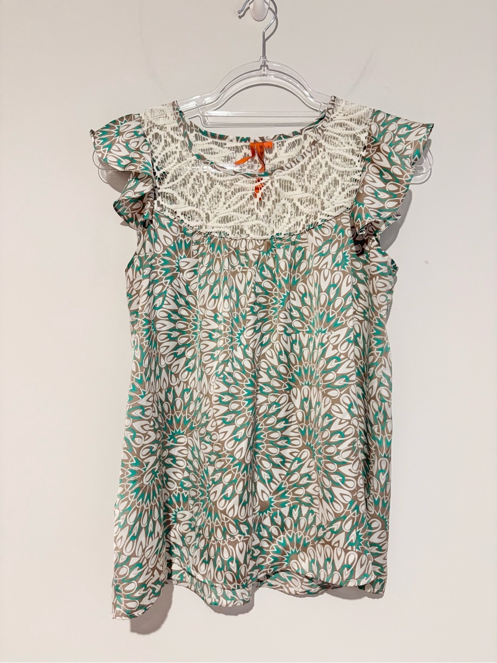 BCBGeneration floral geometric lace ruffle blouse white green size small